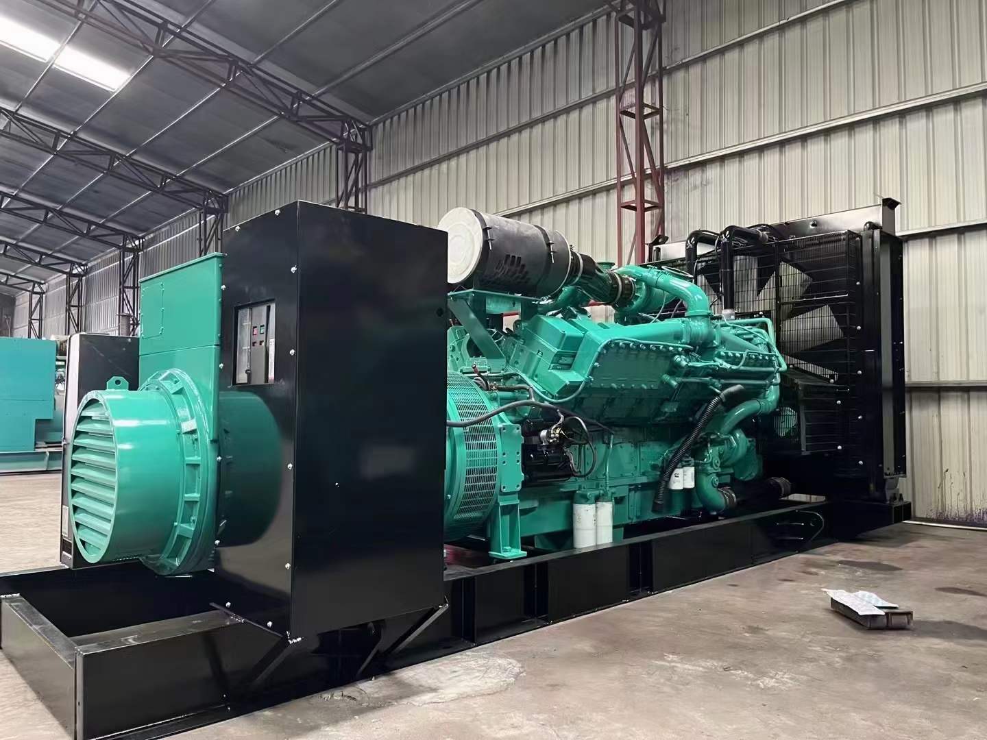 元阳如何降低 800kW 柴油发电机输出电流的波动？
